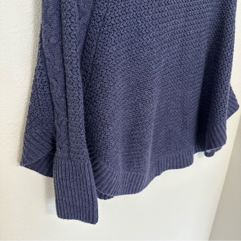 UGG Maribeth Poncho Knit Sweater Buttoned Dark Blue Wool Blend Size XS/S Women’s - Picture 10 of 13